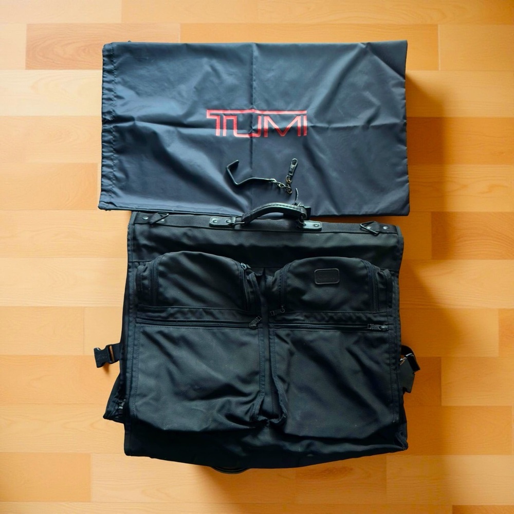 Vintage Tumi Ballistic FXT Nylon Garment Clothes Travel Carry On Suit Bifold Bag